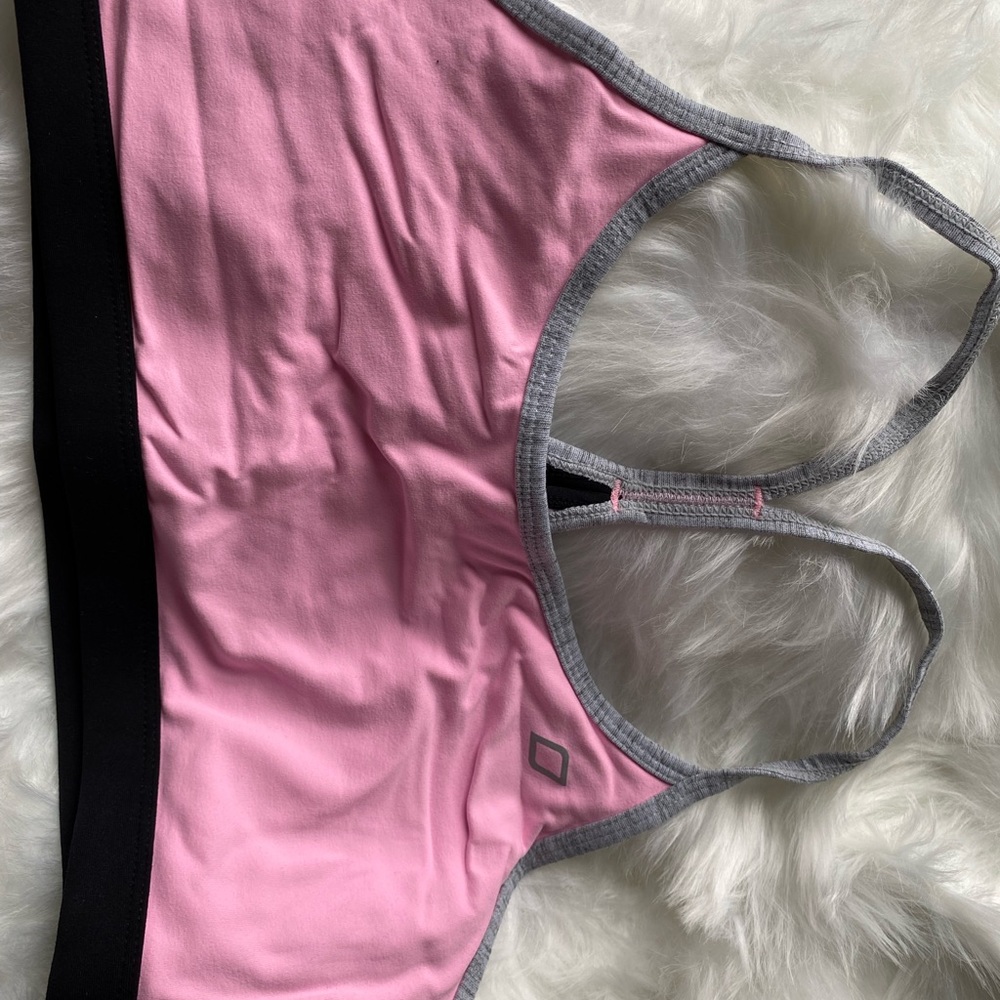 Lorna Jane sports bra large